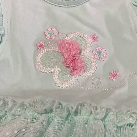 Infant dress - Picture 2 of 4